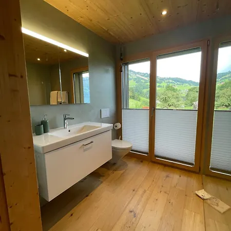 Panoramawohnung In 2-fam-haus - Nichtraucher, Keine Haustiere * Flums